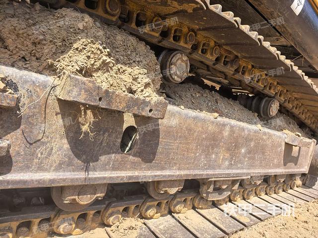 左側(cè)履帶整體?（行走機(jī)構(gòu)）