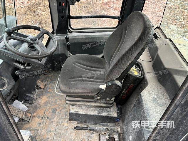 驾驶室操作台（整机外观及大件）