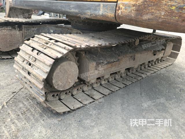 單側(cè)履帶整體（整機(jī)外觀）