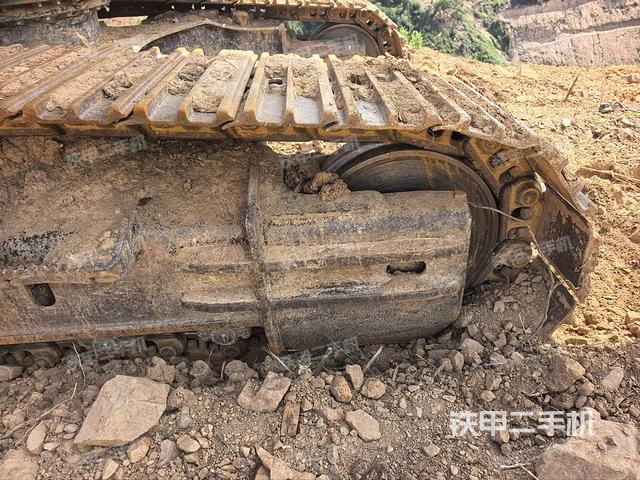 右側(cè)行走馬達(dá)蓋板（行走機(jī)構(gòu)）