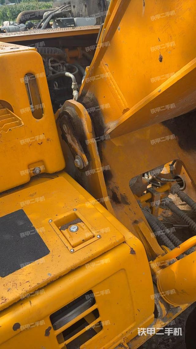 大臂整體?右側(cè)（工作和回轉(zhuǎn)裝置）