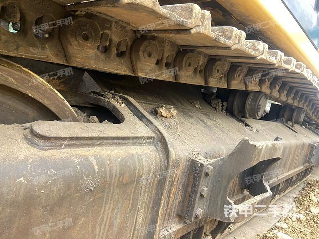 右侧行走马达盖板（行走机构）