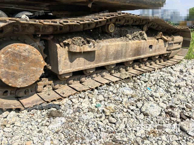 右側履帶整體（行走機構）