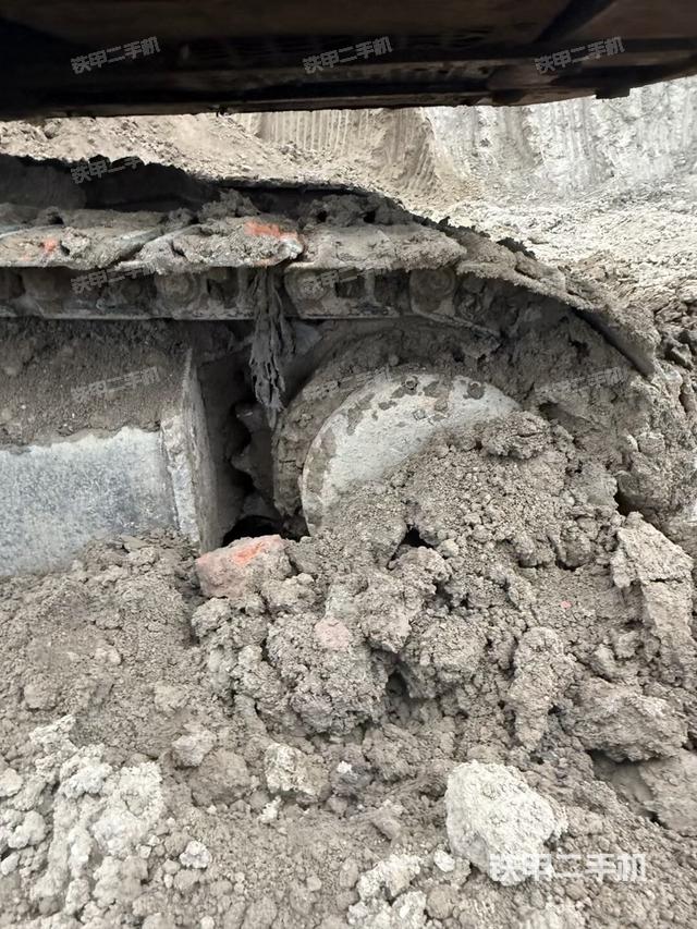 单侧履带整体（整机外观）