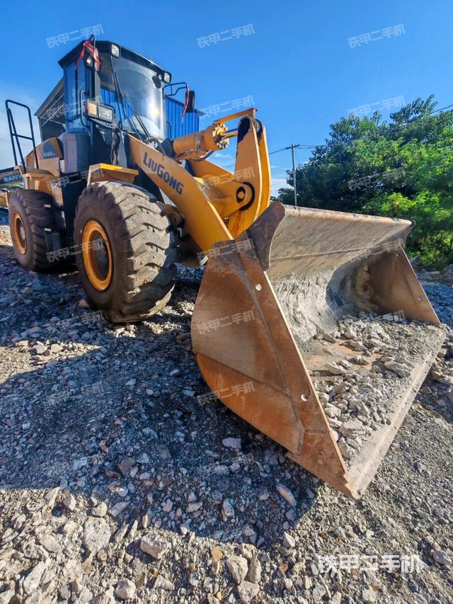 整機(jī)右后45°（整機(jī)外觀及大件）