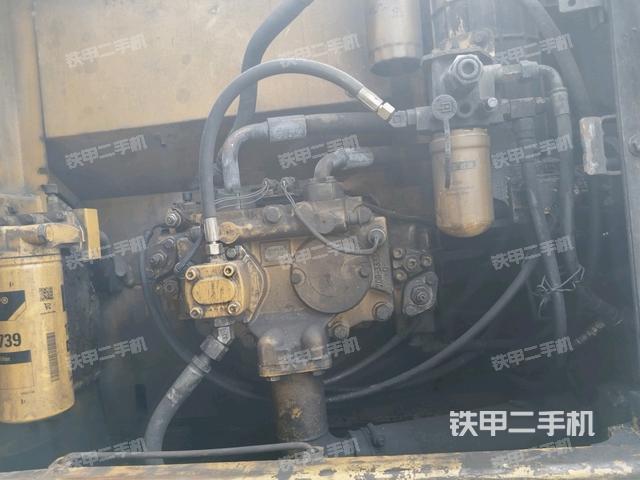 液壓泵斜45?左（大件艙室）