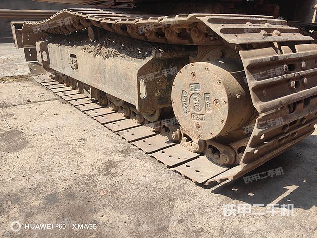 单侧履带整体（整机外观）