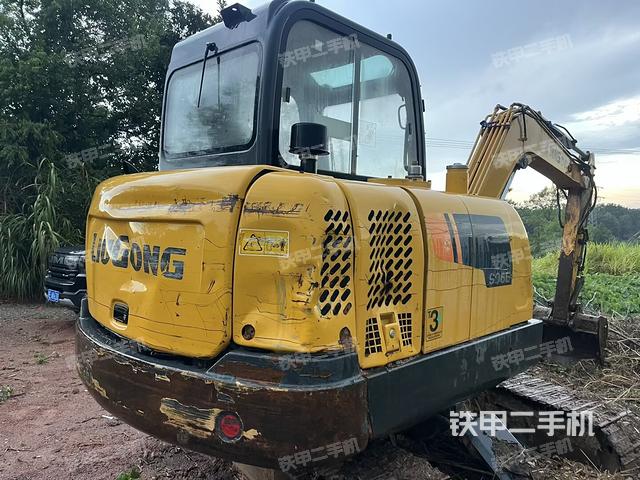 整機(jī)右后45°（整機(jī)外觀）