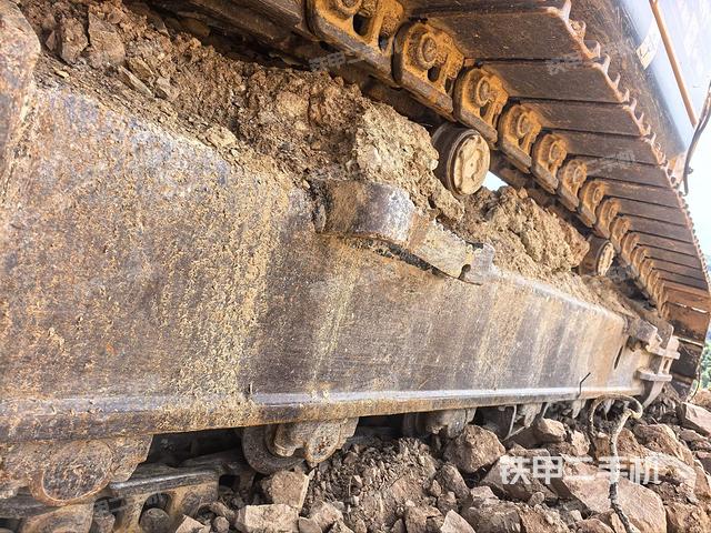 左導(dǎo)向輪（行走機(jī)構(gòu)）