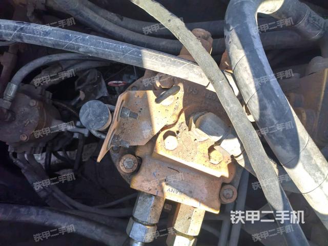 回转马达(上车部件) 回转马达(上车部件)