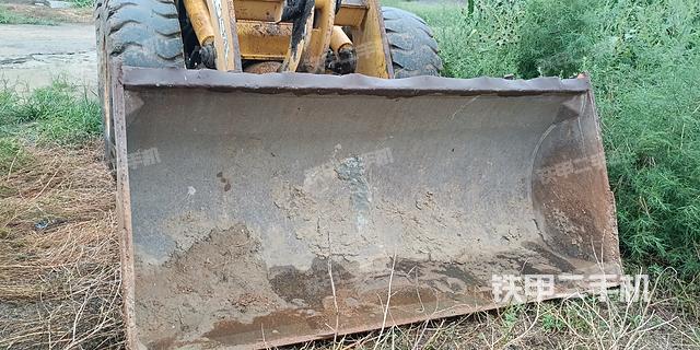 工作装置整体(整机外观及大件) 工作装置整体(整机外观及大件)