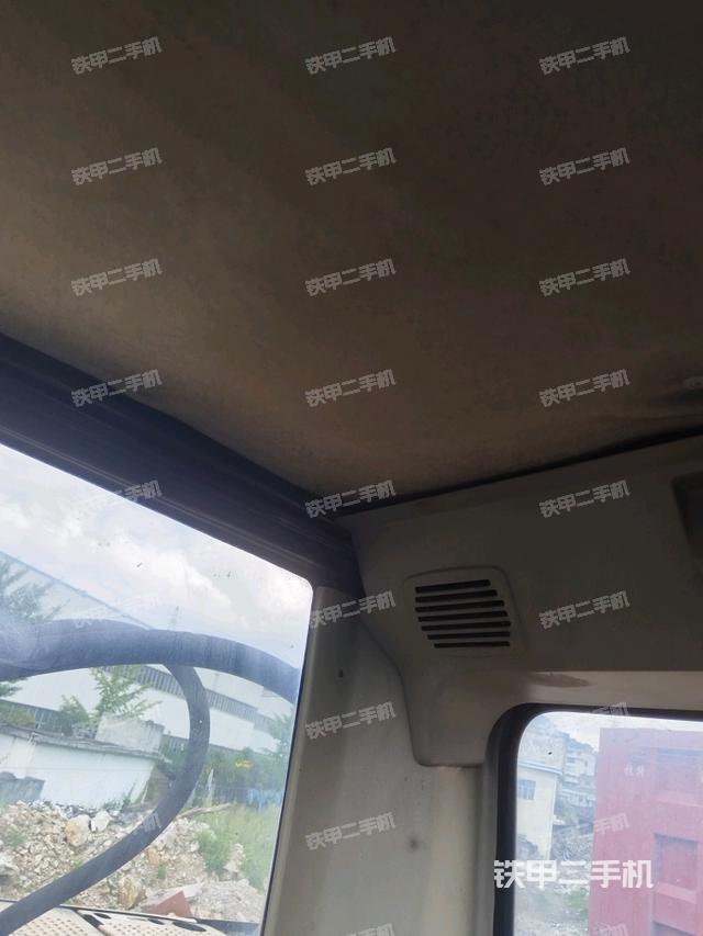 后窗玻璃角標(biāo)（駕駛室部分）