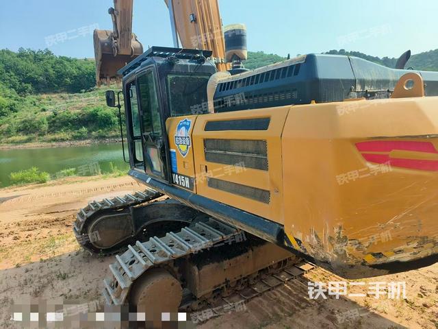 整机右后45°(整机外观) 整机右后45°(整机外观)