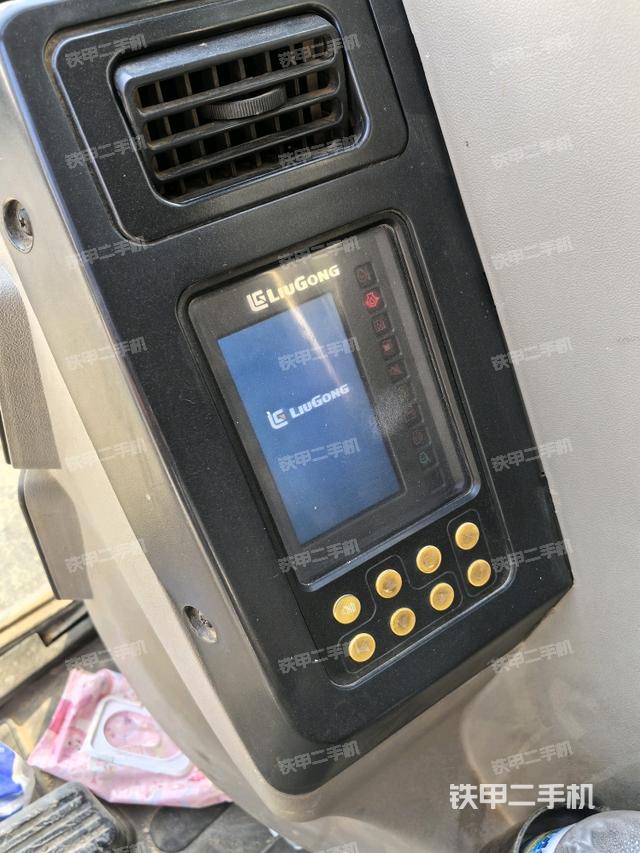 顯示屏?（駕駛室部分）