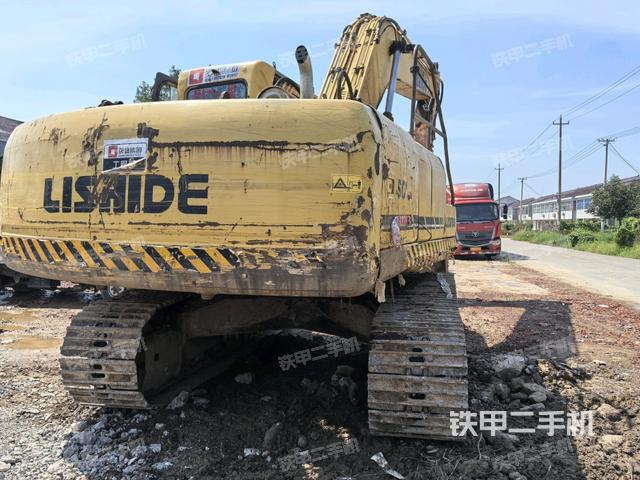 右后45(整機外觀) 右后45(整機外觀)