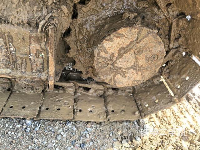 右側(cè)行走馬達(dá)蓋板（行走機(jī)構(gòu)）