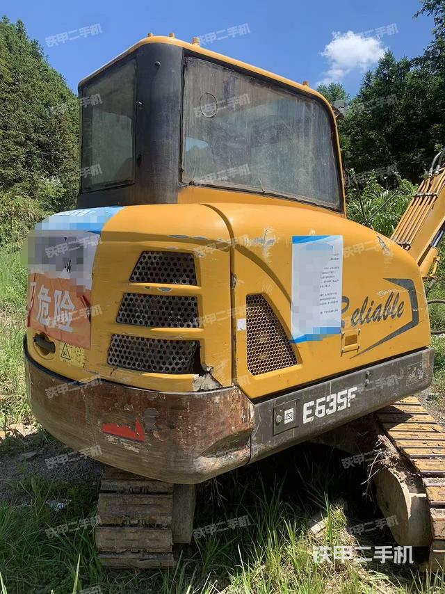 整机右后45°（整机外观）