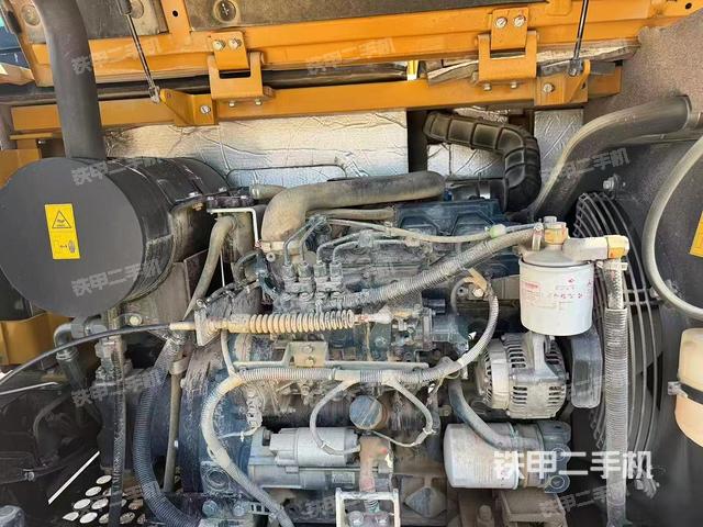 發(fā)動機(jī)整體俯視（整機(jī)外觀）