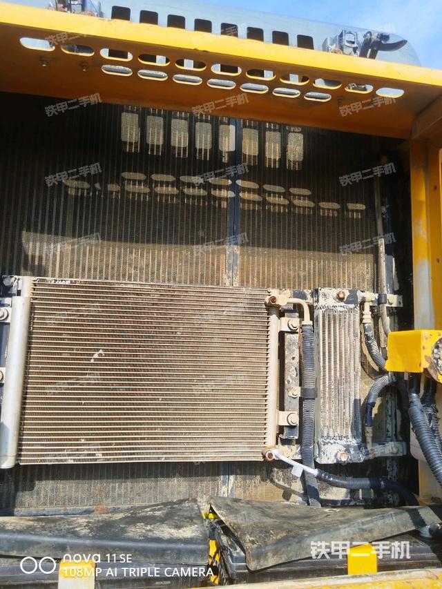 液壓泵斜45?右（大件艙室）