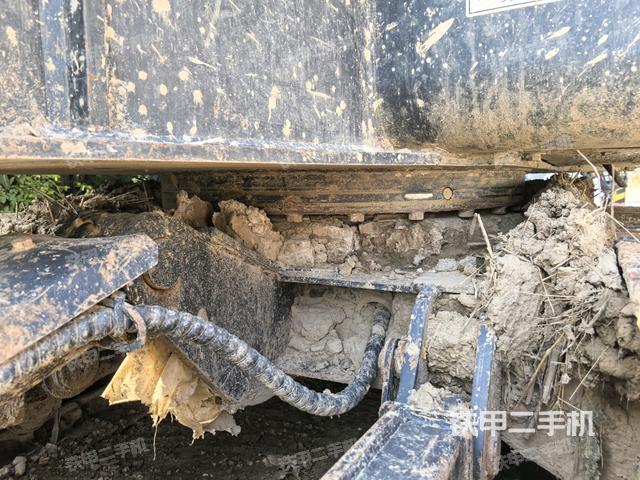 大臂整體?右側(cè)（工作和回轉(zhuǎn)裝置）