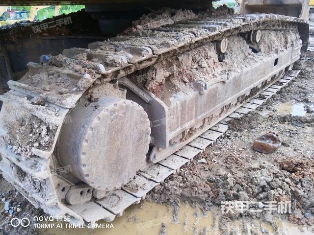 右側(cè)履帶整體（行走機(jī)構(gòu)）