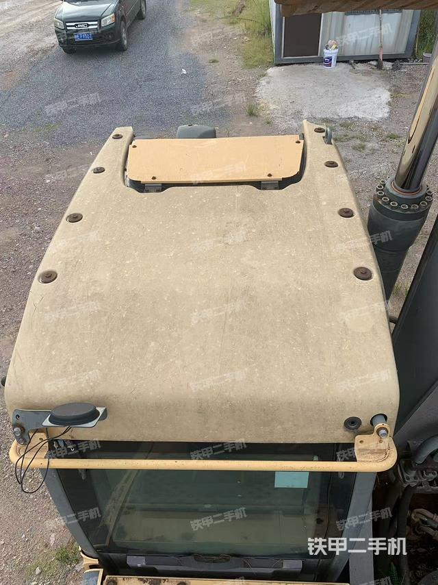 駕駛室頂部（整機(jī)外觀）