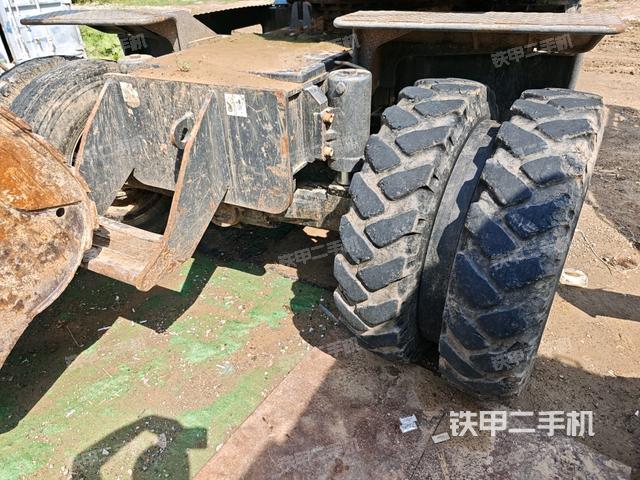 右導(dǎo)向輪(行走機(jī)構(gòu)) 右導(dǎo)向輪(行走機(jī)構(gòu))