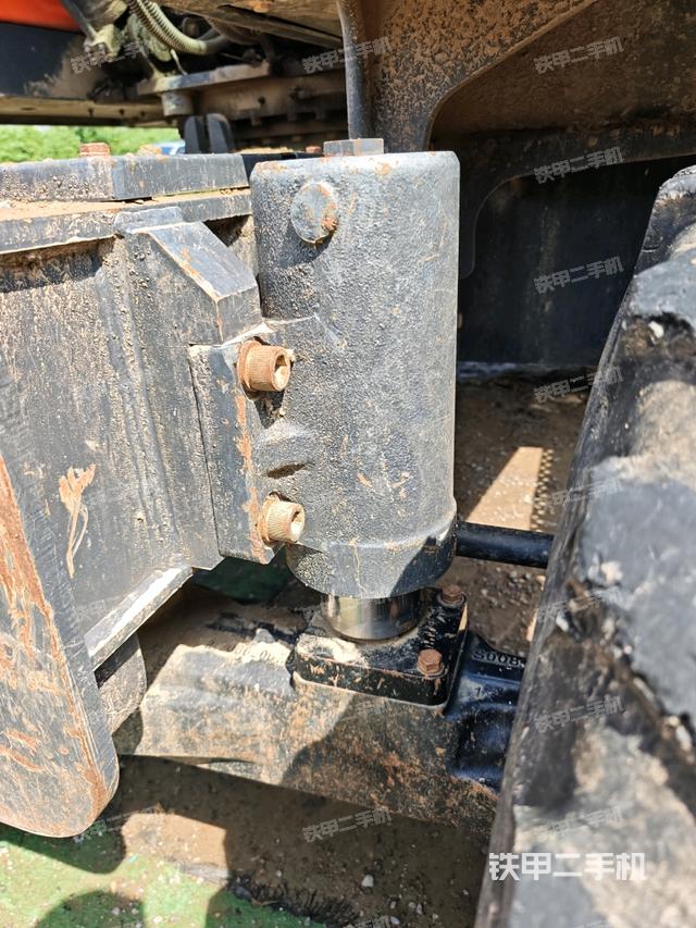 左托鏈輪和鏈筋(行走機(jī)構(gòu)) 左托鏈輪和鏈筋(行走機(jī)構(gòu))