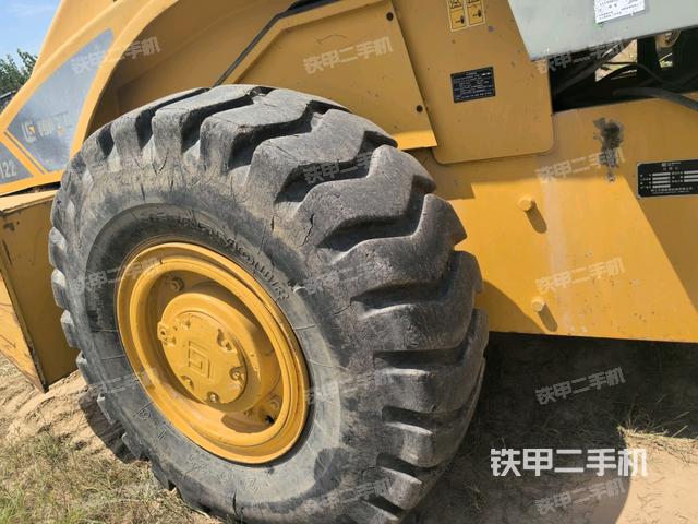前轮左侧减震块连接及部件(压路机前后车架) 前轮左侧减震块连接及部件(压路机前后车架)