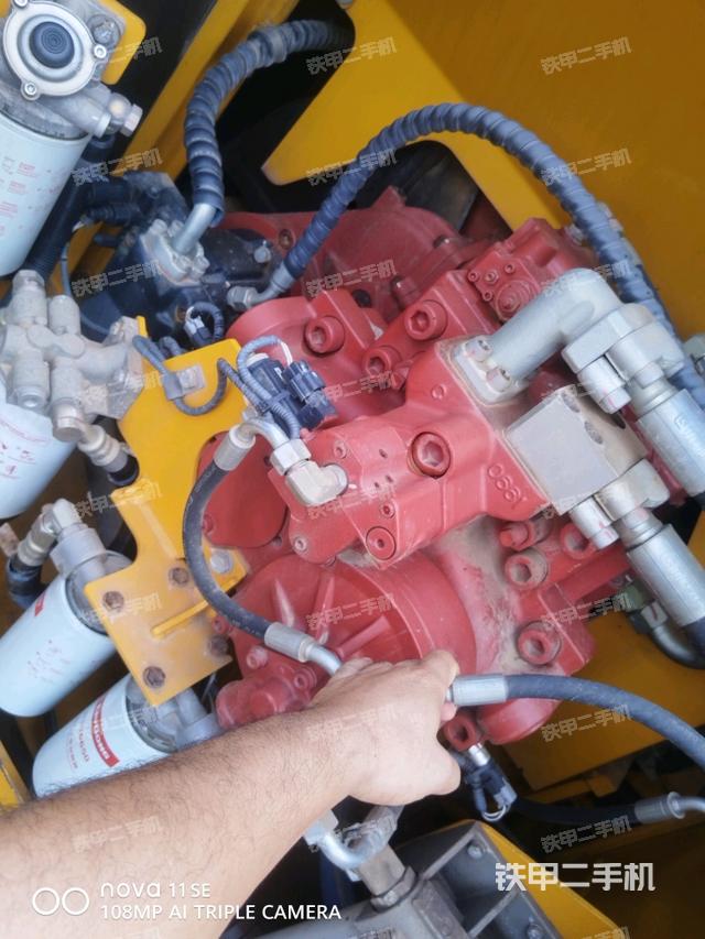 液壓泵斜45?左（大件艙室）