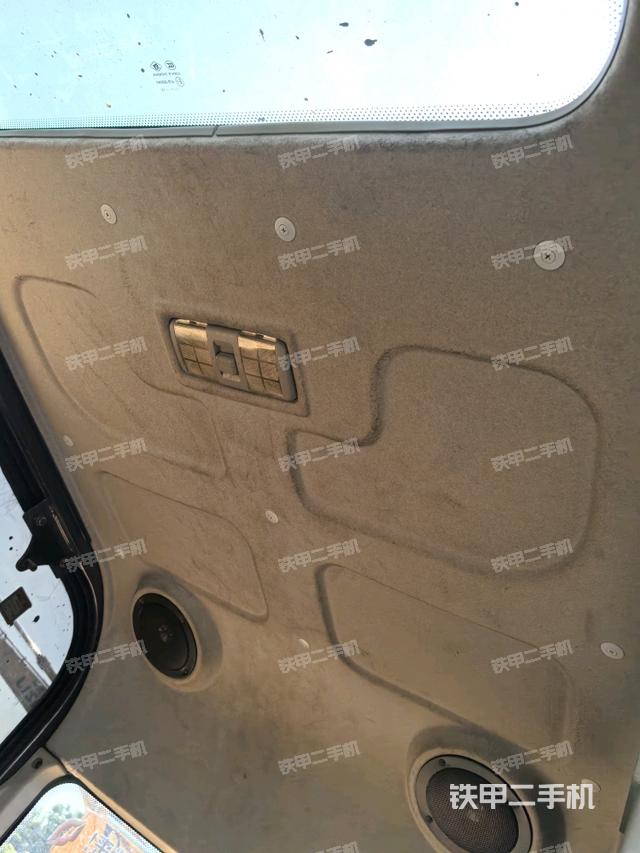 頂棚整體（駕駛室部分）