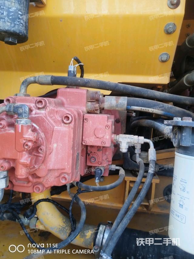 液壓泵斜45?左（大件艙室）