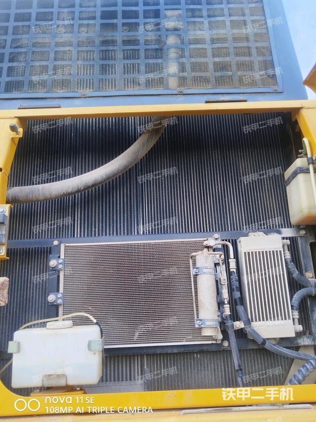 散熱器正面（大件艙室）