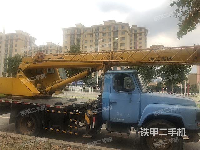 整機(jī)右側(cè)(設(shè)備外觀及核心部件) 整機(jī)右側(cè)(設(shè)備外觀及核心部件)