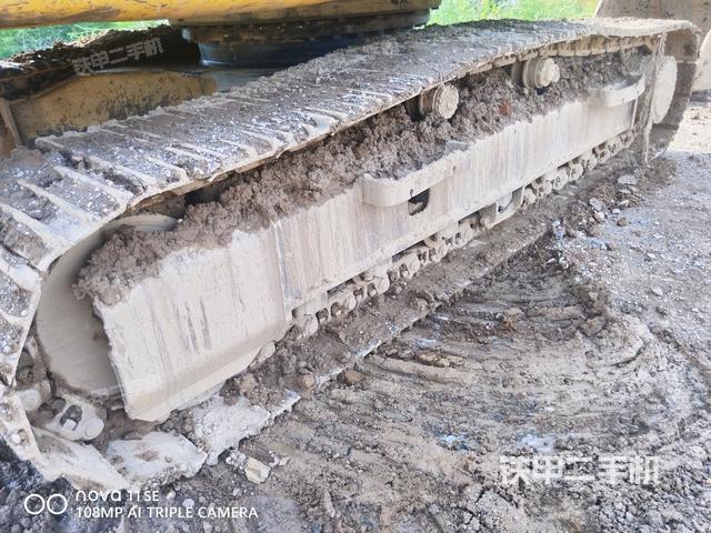 左側(cè)履帶整體?（行走機(jī)構(gòu)）