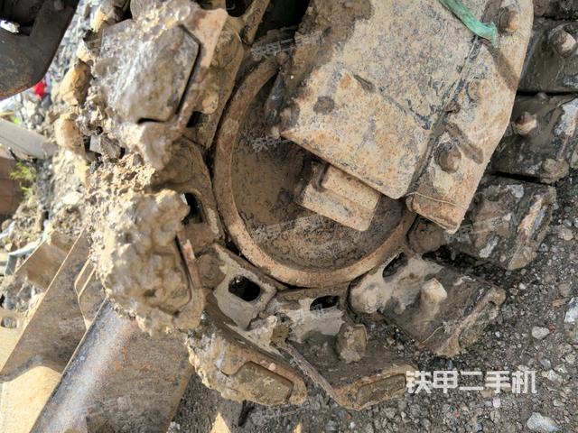 左導(dǎo)向輪（行走機(jī)構(gòu)）