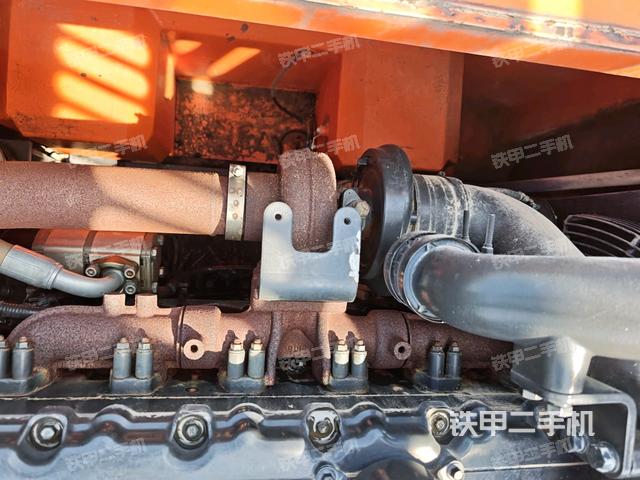 氣門(mén)室蓋螺絲特寫(xiě)(上車(chē)部件) 氣門(mén)室蓋螺絲特寫(xiě)(上車(chē)部件)