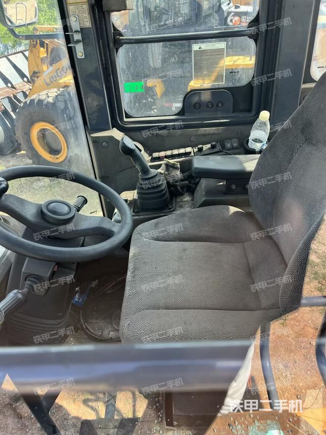 驾驶室工作台（整机外观及大件）