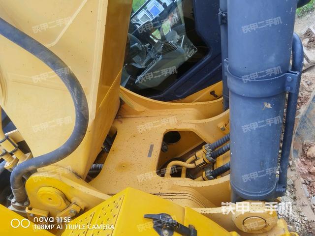 大臂根部?斜視（工作和回轉(zhuǎn)裝置）