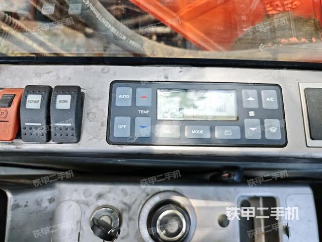 小時(shí)表(駕駛室部分) 小時(shí)表(駕駛室部分)