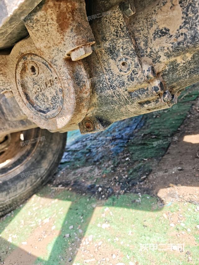 右側(cè)行走馬達(dá)蓋板(行走機(jī)構(gòu)) 右側(cè)行走馬達(dá)蓋板(行走機(jī)構(gòu))