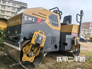 柳工CLG6032E双驱单振压路机实拍图片