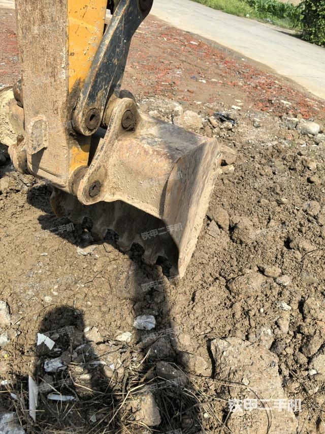 鏟斗45度（工作和回轉(zhuǎn)裝置）