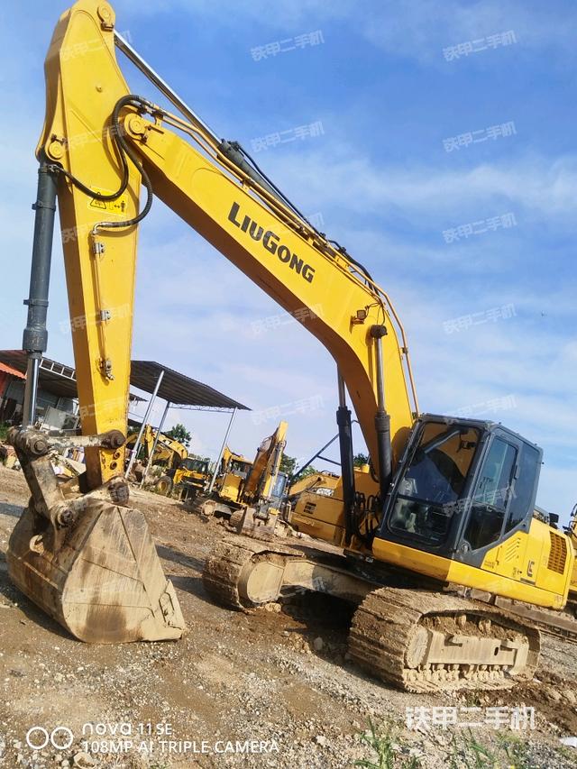 柳工CLG920E挖掘機(jī)