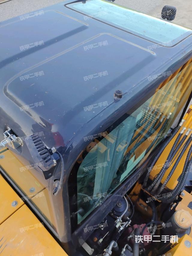駕駛室頂部俯視(上車部件) 駕駛室頂部俯視(上車部件)