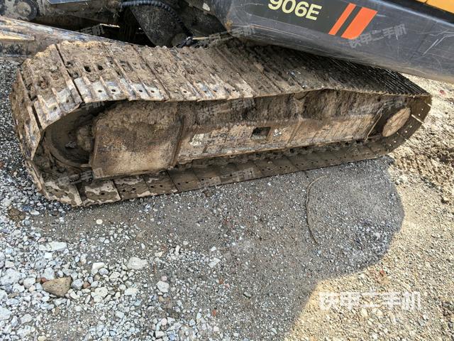 右側(cè)履帶整體?（行走機(jī)構(gòu)）