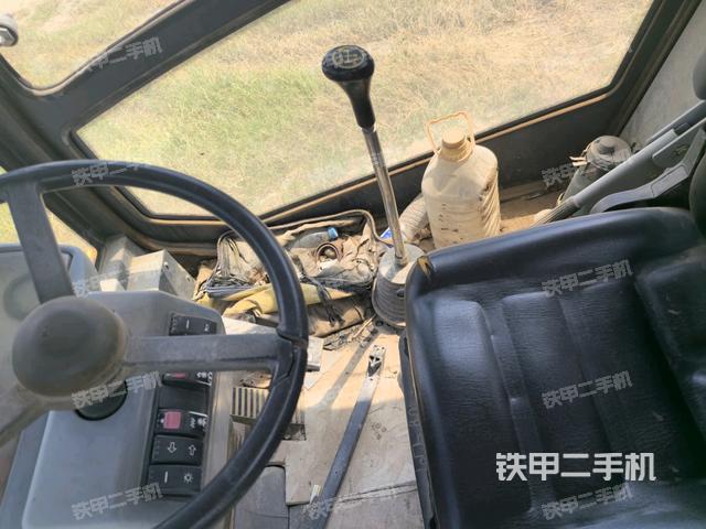 后玻璃角标(压路机驾驶室) 后玻璃角标(压路机驾驶室)