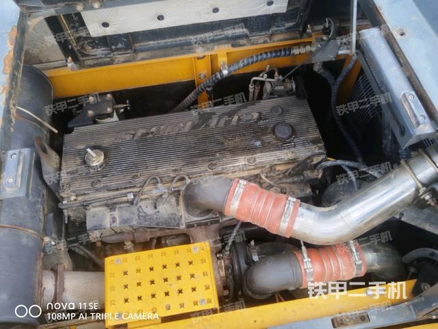 發(fā)動(dòng)機(jī)室（上車部件）