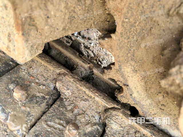 左托鏈輪和鏈筋（行走機(jī)構(gòu)）