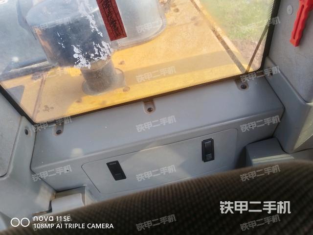 后窗玻璃角標(biāo)（駕駛室部分）